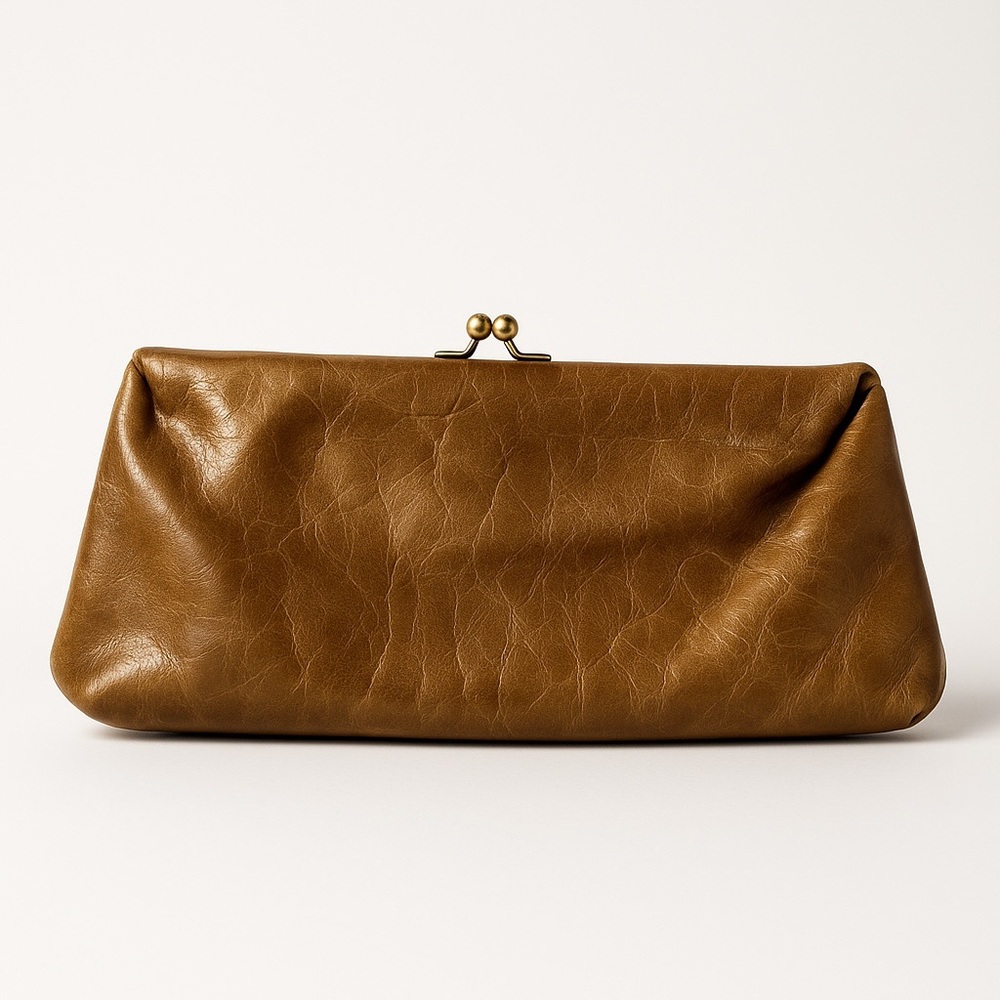 Hobo leather clutch with chain
